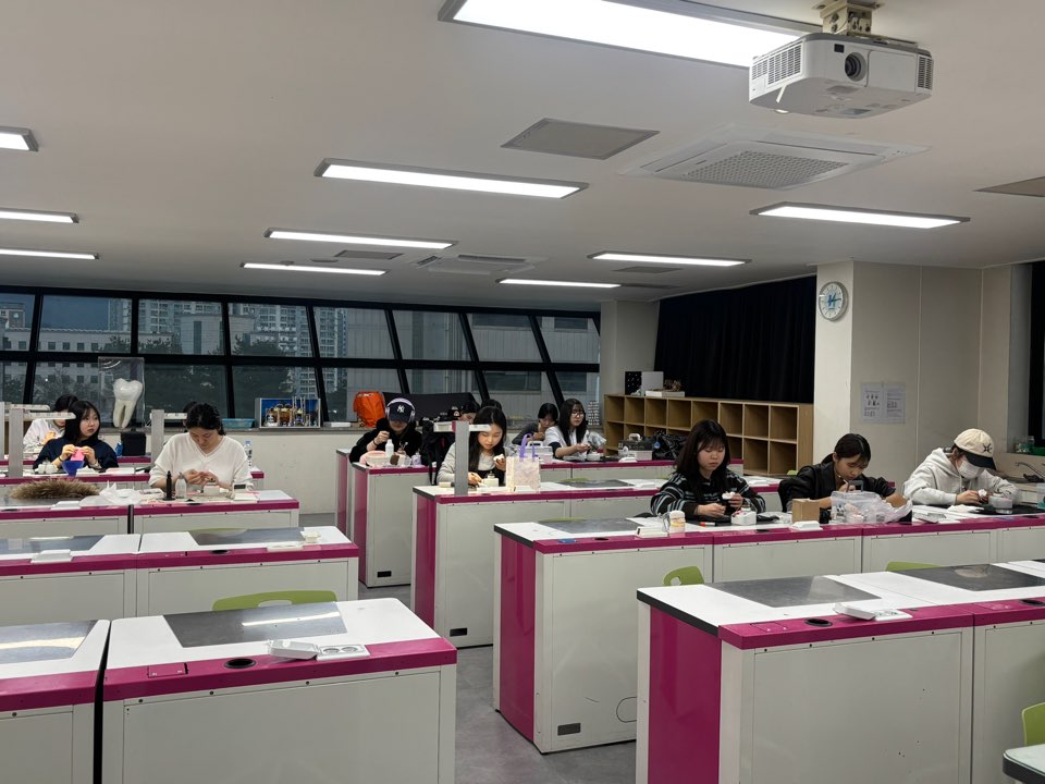 2026학년도 치기공학과 교내 실기 경진대회(2026.03.11) 7번째 첨부파일 이미지